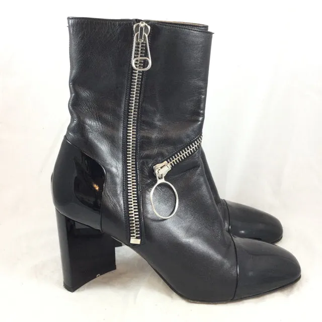 Maison Margiela Zipper Detail Bootie. Size 41