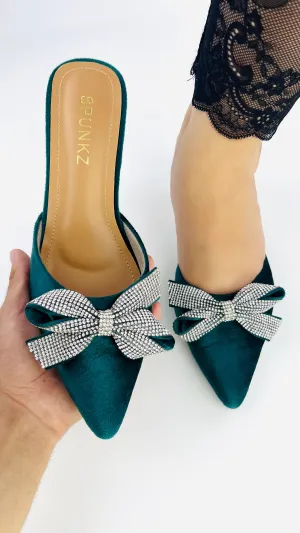 Spunkz Green Velvet Pointed Toe Mules